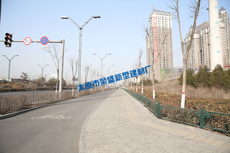 南內(nèi)環(huán)西街